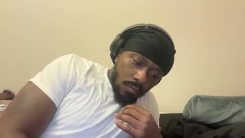 Snapshot of urbandick5 chatting on February 10, 2026, 12:37 am urbandick5 online show from February 10, 2026, 12:37 am