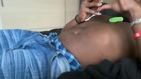 Snapshot of urbandick5 chatting on February 27, 2026, 10:54 pm urbandick5 online show from February 27, 2026, 10:54 pm