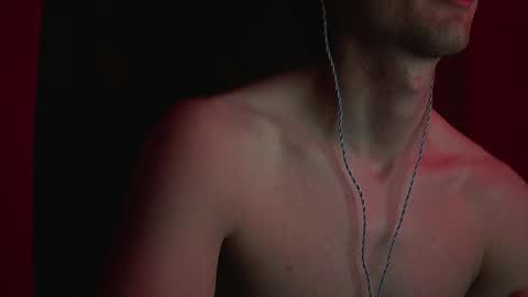 urboytoy_512 online show from December 18, 2024, 9:14 am