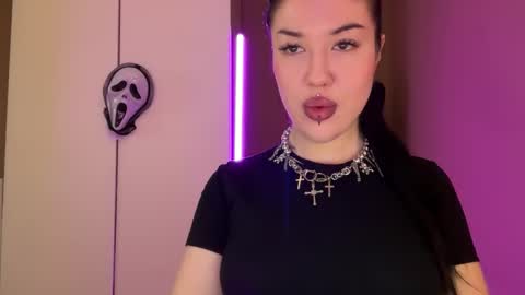 Margo online show from November 4, 2025, 8:02 am