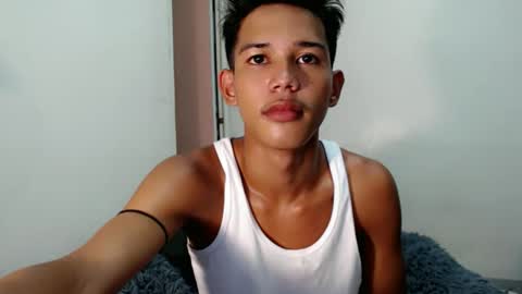 urdreamboy_clarin online show from June 6, 2026, 4:39 am