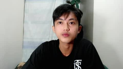 urdreamboy_prince online show from July 16, 2026, 5:19 pm