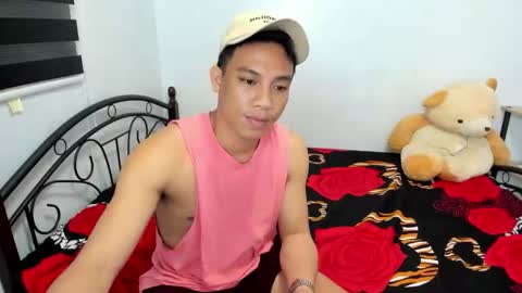Snapshot of urfucker_vinz chatting on April 16, 2026, 9:39 pm urfucker_vinz online show from April 16, 2026, 9:39 pm