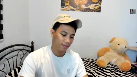 Snapshot of urfucker_vinz chatting on May 17, 2026, 2:02 pm urfucker_vinz online show from May 17, 2026, 2:02 pm