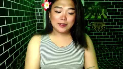 Dimple online show from November 14, 2025, 12:04 pm