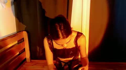 Leah online show from October 17, 2025, 9:12 am