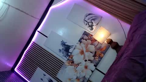 Snapshot of urgirljen chatting on February 24, 2026, 2:59 pm amara online show from February 24, 2026, 2:59 pm