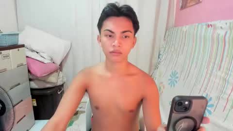 Snapshot of urguy_marco chatting on May 31, 2026, 1:40 pm urguy_marco online show from May 31, 2026, 1:40 pm