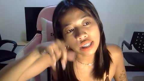 urhayumi_slut online show from October 26, 2025, 7:47 am