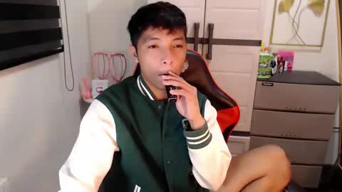 Ethan online show from March 26, 2026, 5:18 pm