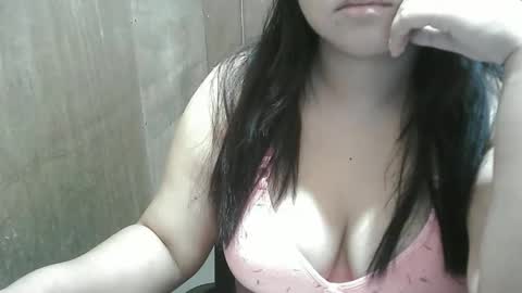 urhotm0m453 online show from January 15, 2026, 9:14 am