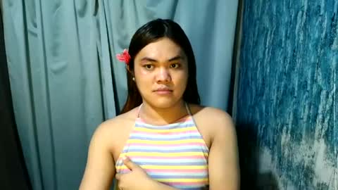 Snapshot of urhottie_bella chatting on July 5, 2026, 1:07 pm urhottie_bella online show from July 5, 2026, 1:07 pm