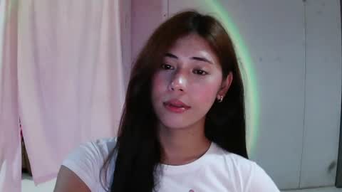Snapshot of urhottie_nova chatting on June 24, 2026, 12:59 pm urhottie_nova online show from June 24, 2026, 12:59 pm