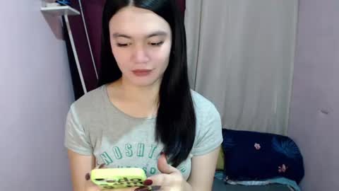 Snapshot of urhottiest_katey chatting on June 16, 2026, 4:15 am Katey online show from June 16, 2026, 4:15 am