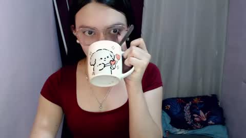 Snapshot of urhottiest_katey chatting on June 30, 2026, 4:57 am Katey online show from June 30, 2026, 4:57 am