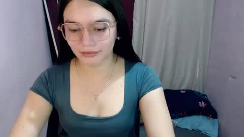 Snapshot of urhottiest_katey chatting on July 16, 2026, 5:02 am Katey online show from July 16, 2026, 5:02 am