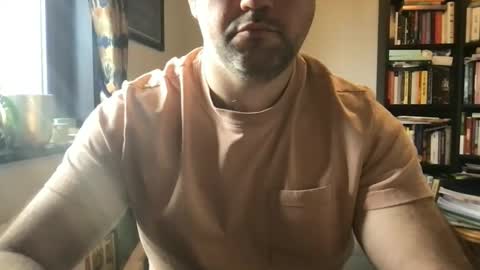 Snapshot of urhungdaddy8 chatting on November 19, 2025, 11:43 am Hung Daddy online show from November 19, 2025, 11:43 am