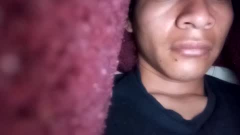 Uriel sgueme en ig  online show from December 3, 2024, 7:32 am