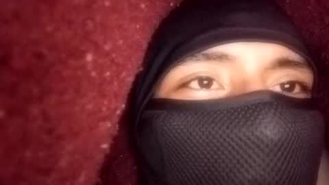 Uriel sgueme en ig  online show from December 18, 2024, 4:53 am