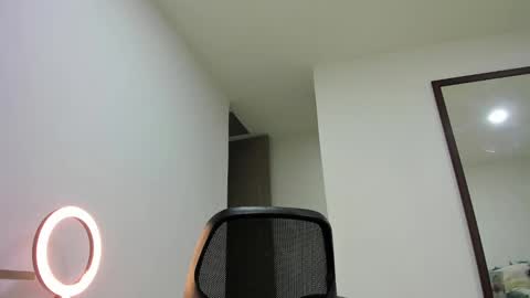 Snapshot of urimare_south chatting on January 19, 2025, 2:25 am urimare_south online show from January 19, 2025, 2:25 am