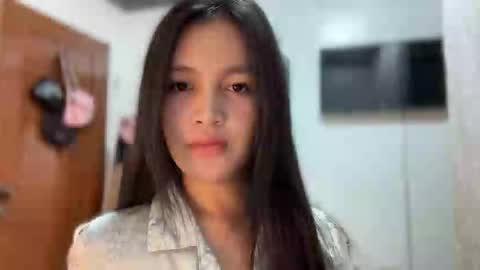 Amira online show from September 26, 2025, 12:47 am