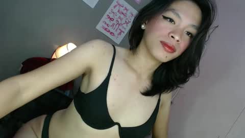 Snapshot of urlovely_ariana chatting on September 22, 2025, 6:54 pm Ariana online show from September 22, 2025, 6:54 pm