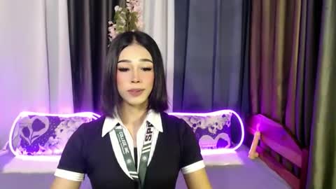Snapshot of urlovely_jemma chatting on May 3, 2026, 10:49 pm urlovely_jemma online show from May 3, 2026, 10:49 pm