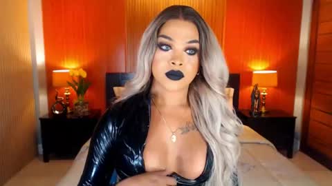 Snapshot of urmajestytyra chatting on June 19, 2026, 12:26 am UrMajestyTyra online show from June 19, 2026, 12:26 am