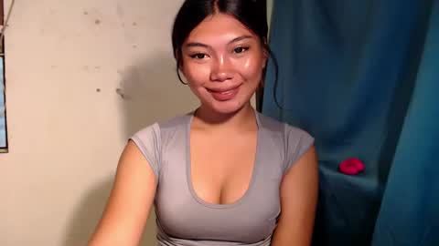 urpinay_sandra69 online show from June 4, 2026, 12:27 am