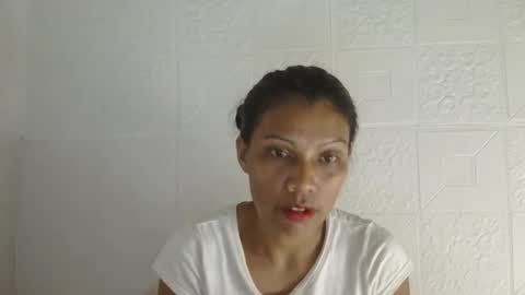 Snapshot of urpinaymorena chatting on February 13, 2025, 2:34 am Aleah online show from February 13, 2025, 2:34 am