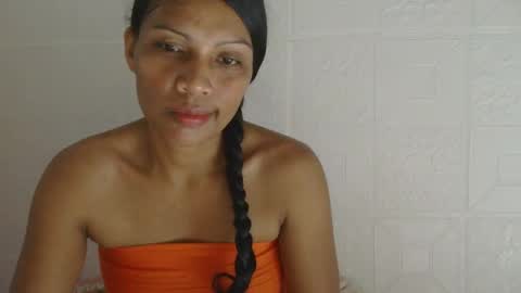 Snapshot of urpinaymorena chatting on February 14, 2025, 12:03 pm Aleah online show from February 14, 2025, 12:03 pm