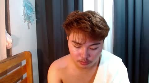 urpinoyjohnx online show from October 6, 2025, 2:47 pm