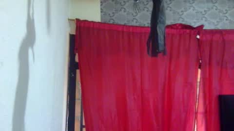 Aniie online show from October 10, 2025, 8:41 pm