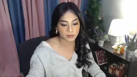 JUST CALL ME CALI online show from October 4, 2025, 5:27 am