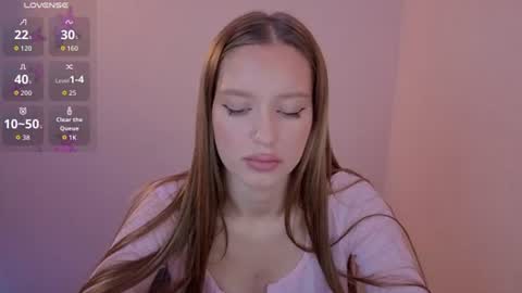 Olivia online show from June 19, 2026, 7:06 pm