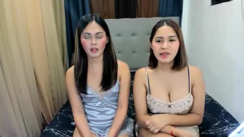 Snapshot of ursexygirl_04 chatting on February 22, 2026, 9:57 pm ursexygirl_04 online show from February 22, 2026, 9:57 pm