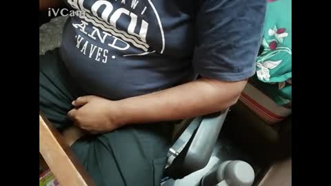 Snapshot of ursfriendmale chatting on February 16, 2025, 3:38 pm urs friend online show from February 16, 2025, 3:38 pm