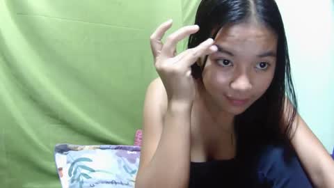 Urskinnygirl4u18 - ROSE ROOM online show from March 9, 2025, 4:49 am