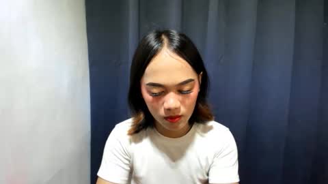 Snapshot of urslutty_mayie chatting on November 18, 2025, 12:38 am urslutty_mayie online show from November 18, 2025, 12:38 am