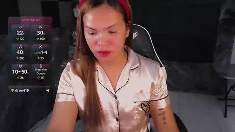 yanie online show from December 11, 2024, 11:19 am