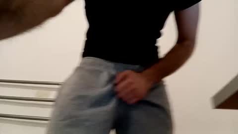 ursweetdreamx online show from December 2, 2025, 11:04 am