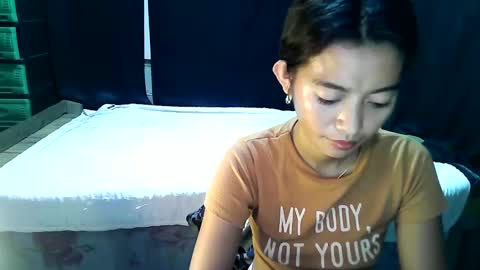 Snapshot of urtinypinay chatting on January 9, 2025, 4:30 am urtinypinay online show from January 9, 2025, 4:30 am