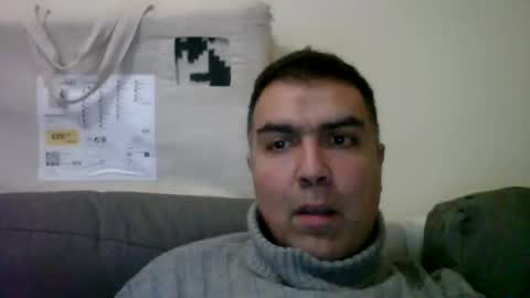 uruk1981 online show from February 6, 2025, 7:29 pm