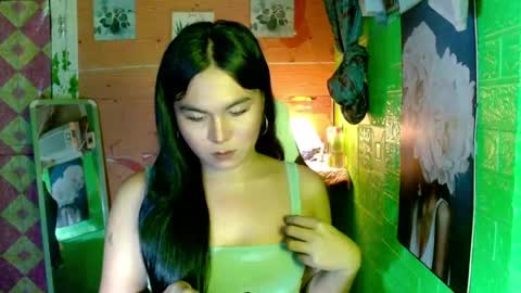 YOURGIRLCAMILLA online show from August 4, 2026, 9:01 am