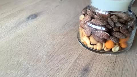 Usemy67 online show from September 28, 2025, 12:43 pm