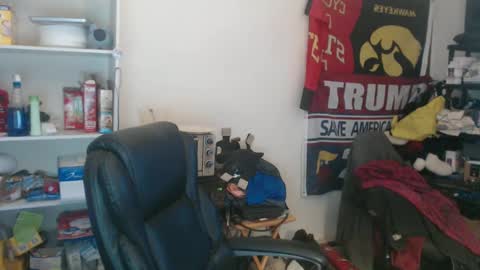 Eric online show from February 12, 2025, 4:12 am