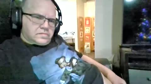 Snapshot of usstarr1 chatting on December 13, 2024, 2:05 pm usstarr1 online show from December 13, 2024, 2:05 pm