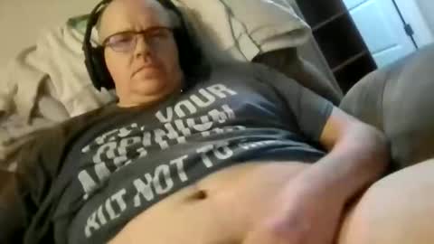 Snapshot of usstarr1 chatting on October 28, 2025, 3:04 pm usstarr1 online show from October 28, 2025, 3:04 pm