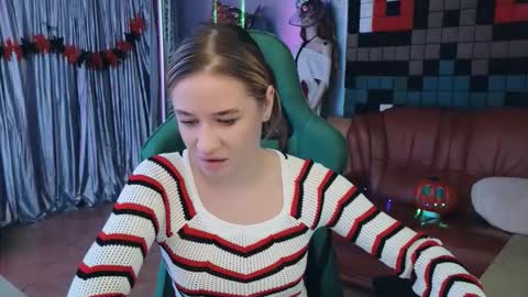 Leila online show from October 21, 2025, 7:03 pm