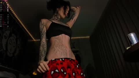 Eva online show from February 9, 2026, 7:40 pm